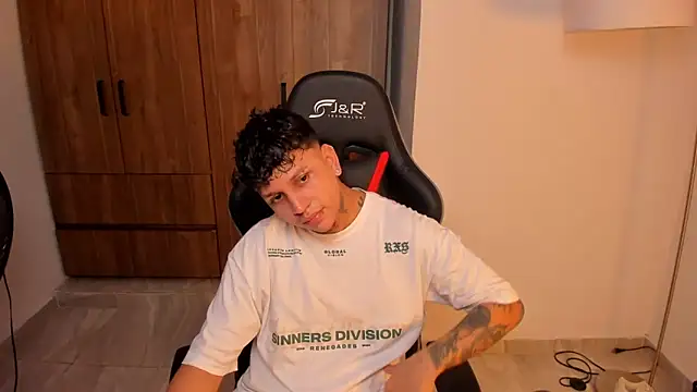 Jake simons online show from September 23, 2025, 1:45 am