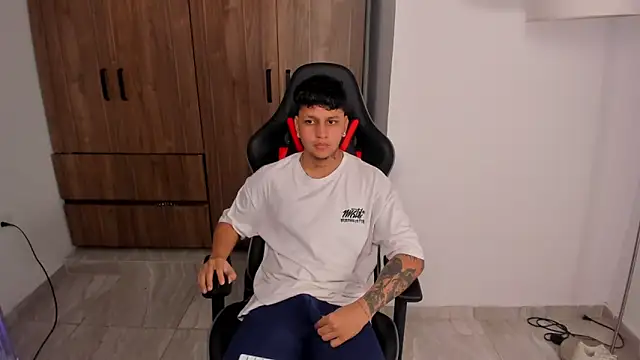 Jake simons online show from September 30, 2025, 10:21 am