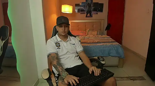 Jake simons online show from January 11, 2025, 1:37 am