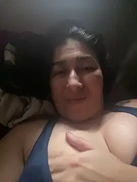 Snapshot of andreaisis2 chatting on January 2, 2025, 9:39 pm andreaisis2 online show from January 2, 2025, 9:39 pm
