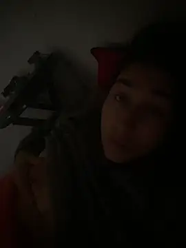 Snapshot of andreaisis2 chatting on December 7, 2024, 5:37 pm andreaisis2 online show from December 7, 2024, 5:37 pm