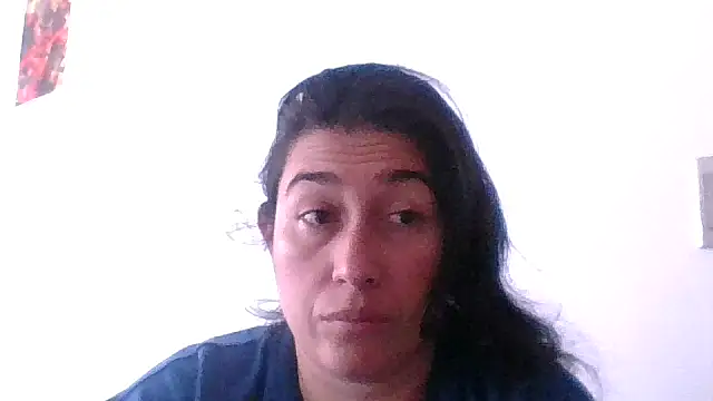 Snapshot of andreaisis2 chatting on December 17, 2025, 12:32 pm andreaisis2 online show from December 17, 2025, 12:32 pm