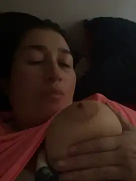 Snapshot of andreaisis2 chatting on February 13, 2026, 7:36 pm andreaisis2 online show from February 13, 2026, 7:36 pm