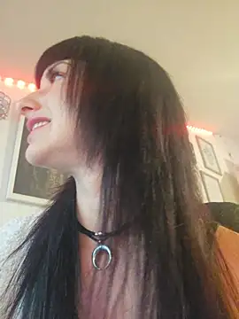Snapshot of U_prolazu chatting on May 10, 2026, 7:38 pm U prolazu online show from May 10, 2026, 7:38 pm
