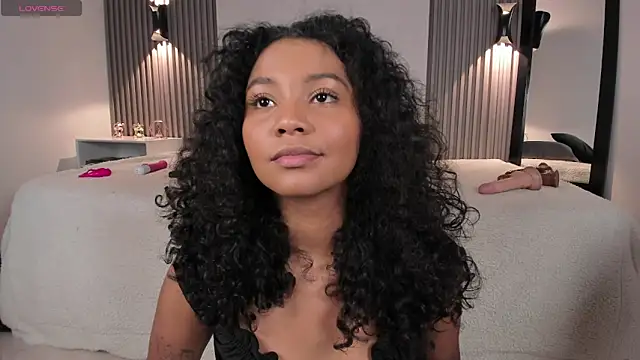Snapshot of Zafiiraa chatting on May 28, 2026, 3:25 am Zafiiraa online show from May 28, 2026, 3:25 am