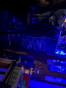 Snapshot of J-Dubb chatting on September 21, 2025, 5:51 pm J-Dubb online show from September 21, 2025, 5:51 pm