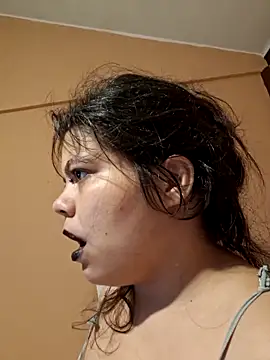 Snapshot of niCuNin chatting on November 24, 2025, 8:42 pm niCuNin online show from November 24, 2025, 8:42 pm