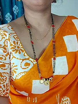 Snapshot of Indian_desi_wife chatting on October 17, 2025, 2:15 am Indian desi wife online show from October 17, 2025, 2:15 am