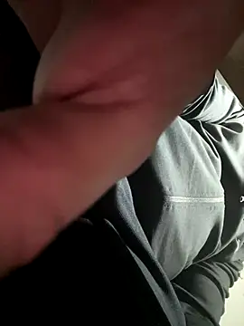 serkan201852 online show from November 8, 2025, 1:14 pm