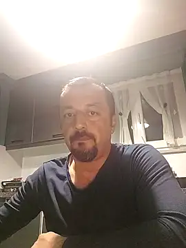 serkan201852 online show from December 6, 2024, 9:18 pm