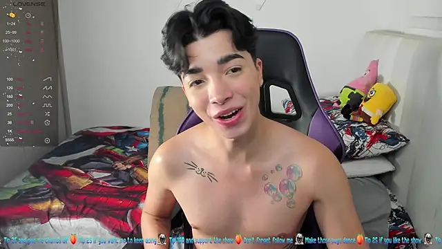 Snapshot of santy7v7 chatting on February 21, 2025, 1:11 pm santy7v7 online show from February 21, 2025, 1:11 pm