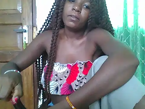 sweetchic  online show from March 9, 2026, 6:39 am