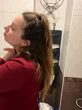 DienkaGreen online show from November 29, 2025, 6:52 pm