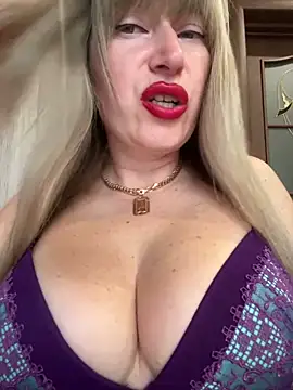 Kittenforyou online show from March 31, 2026, 11:45 am