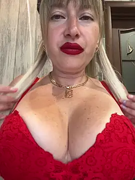 Kittenforyou online show from July 9, 2026, 7:42 am