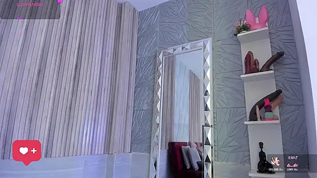 BriannaChelsea online show from April 11, 2026, 11:47 am