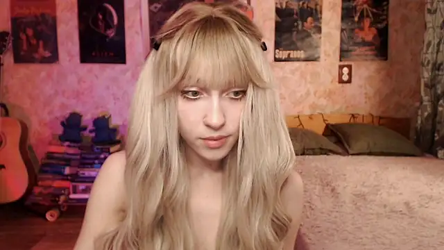 Friendly Ellie online show from March 5, 2025, 11:16 pm