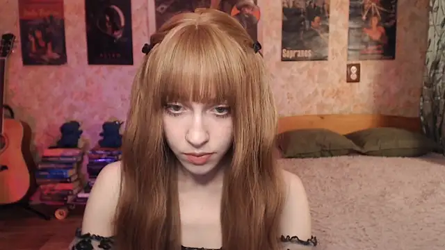 Friendly Ellie online show from December 16, 2025, 12:15 am