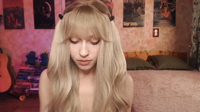 Friendly Ellie online show from March 16, 2025, 12:12 am