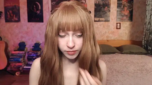 Friendly Ellie online show from February 5, 2026, 11:22 pm