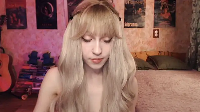 Friendly Ellie online show from March 2, 2025, 12:20 am