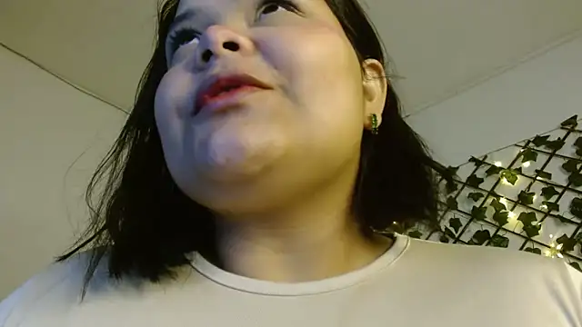 Snapshot of sexychubby___ chatting on March 11, 2025, 5:46 am sexychubby online show from March 11, 2025, 5:46 am