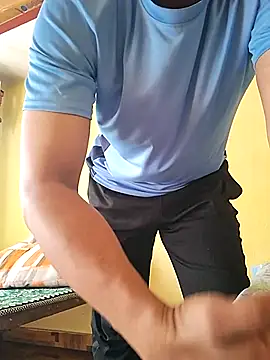 Snapshot of Adityagj123 chatting on October 15, 2025, 6:11 am Adityagj123 online show from October 15, 2025, 6:11 am