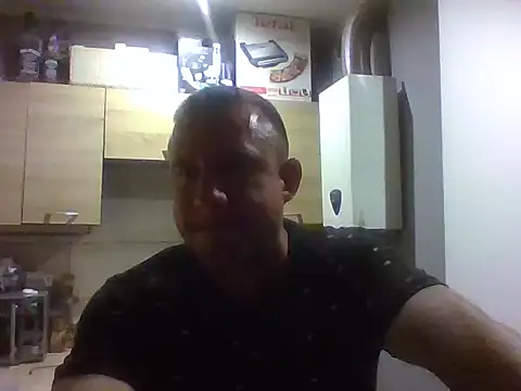 Snapshot of aroj95 chatting on August 2, 2026, 12:09 am aroj95 online show from August 2, 2026, 12:09 am