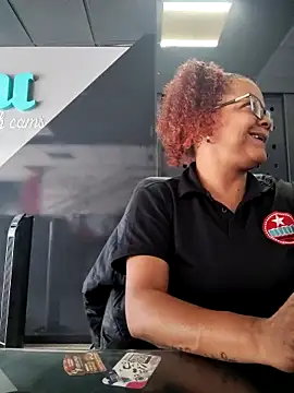 Snapshot of BayleyBanks chatting on February 13, 2026, 6:08 pm BayleyBanks online show from February 13, 2026, 6:08 pm