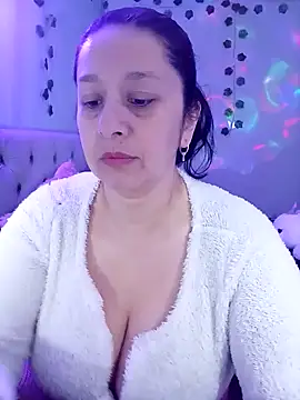Snapshot of camilalatti chatting on January 26, 2025, 10:02 pm camilalatti online show from January 26, 2025, 10:02 pm