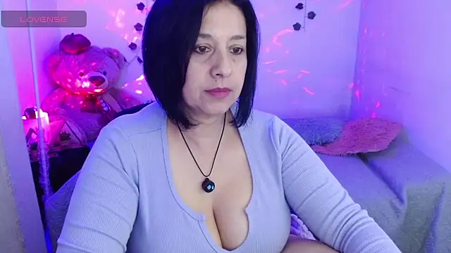 Snapshot of camilalatti chatting on September 14, 2025, 12:33 am camilalatti online show from September 14, 2025, 12:33 am