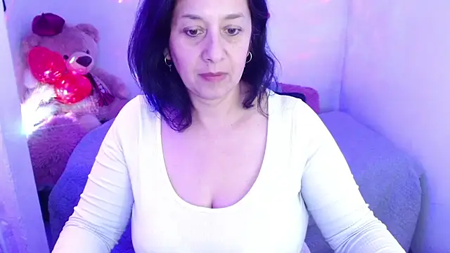 Snapshot of camilalatti chatting on February 20, 2026, 12:07 am camilalatti online show from February 20, 2026, 12:07 am