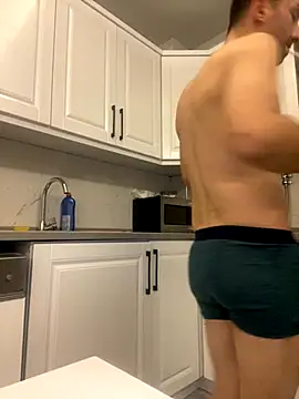 Emre-34 online show from November 14, 2025, 10:24 pm