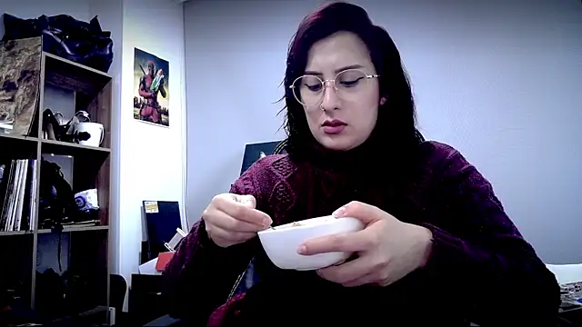 Snapshot of Scarlett_Sen chatting on April 8, 2026, 3:24 pm Scarlett Sen online show from April 8, 2026, 3:24 pm