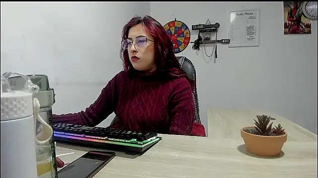 Snapshot of Scarlett_Sen chatting on March 10, 2025, 1:21 pm Scarlett Sen online show from March 10, 2025, 1:21 pm