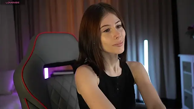 Snapshot of Your_Nicolett chatting on October 29, 2025, 6:56 am Your Nicolett online show from October 29, 2025, 6:56 am