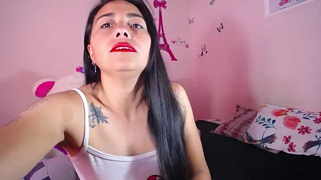 Snapshot of hanna_girl21 chatting on June 19, 2026, 8:03 pm hanna girl21 online show from June 19, 2026, 8:03 pm