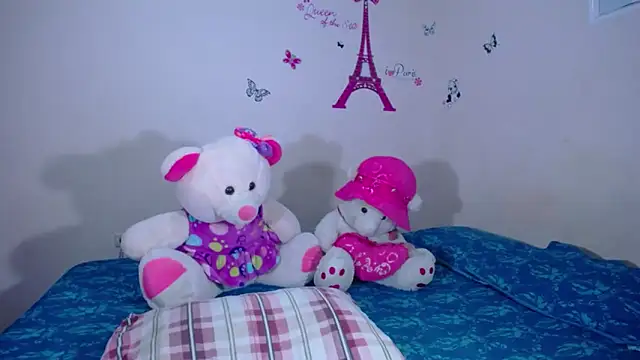 hanna girl21 online show from May 13, 2026, 3:02 am