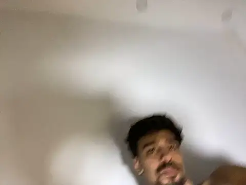 Snapshot of Hermanooooooo chatting on February 14, 2026, 6:46 am Hermanooooooo online show from February 14, 2026, 6:46 am