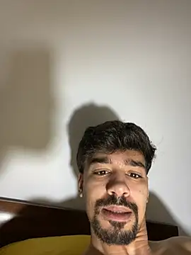 Snapshot of Hermanooooooo chatting on February 4, 2026, 3:07 pm Hermanooooooo online show from February 4, 2026, 3:07 pm