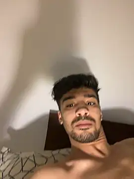 Snapshot of Hermanooooooo chatting on February 4, 2025, 3:22 am Hermanooooooo online show from February 4, 2025, 3:22 am