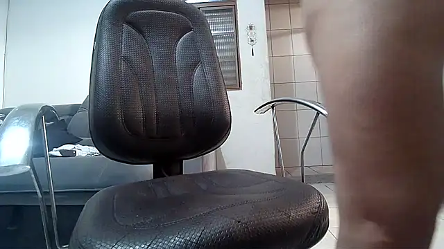 CherrylBee2022 online show from September 13, 2025, 7:47 pm