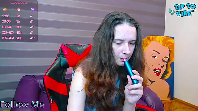 iris nikhols online show from November 21, 2025, 4:22 am