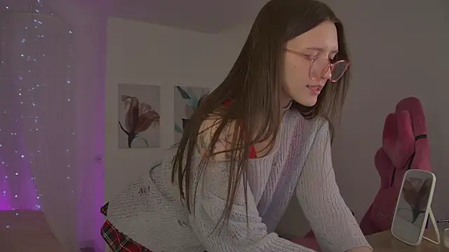 JennyDens online show from February 9, 2026, 5:00 pm