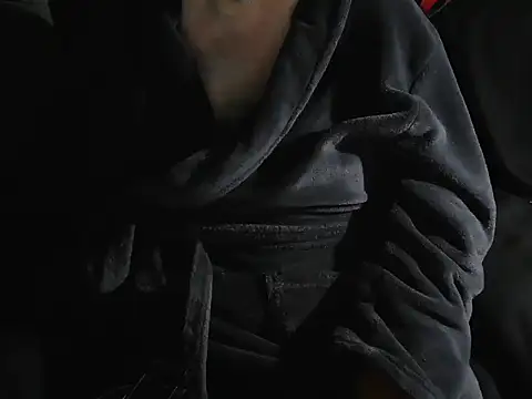 onkelgrau65 online show from November 20, 2025, 1:39 am