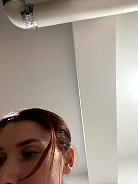 Cameron diazz online show from November 23, 2025, 6:29 pm