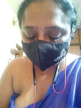 sexynayan23 online show from April 30, 2026, 5:14 am