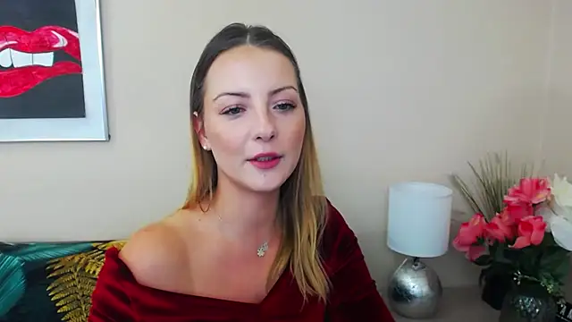 Snapshot of NatalieSexy chatting on February 6, 2025, 10:25 am NatalieSexy online show from February 6, 2025, 10:25 am