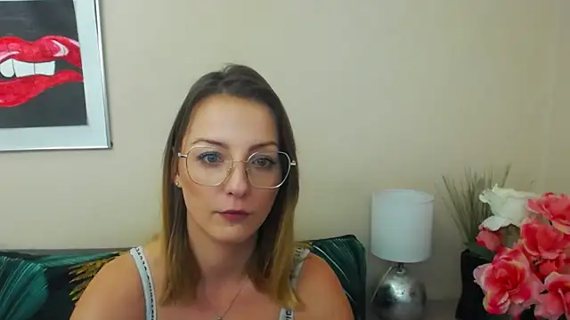 Snapshot of NatalieSexy chatting on March 19, 2025, 10:11 am NatalieSexy online show from March 19, 2025, 10:11 am