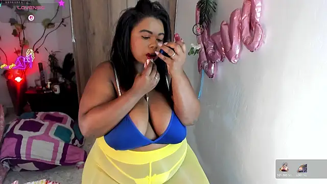 Snapshot of anai_valentinex chatting on July 7, 2026, 11:30 pm anai valentinex online show from July 7, 2026, 11:30 pm